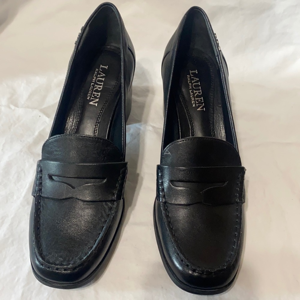 LAUREN RALPH LAUREN Shoes all leather and perfect condition Size 8B